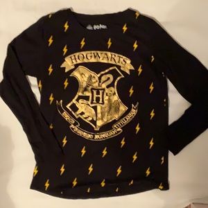 HOWARTS long sleeve top. Girls XL (14/16))